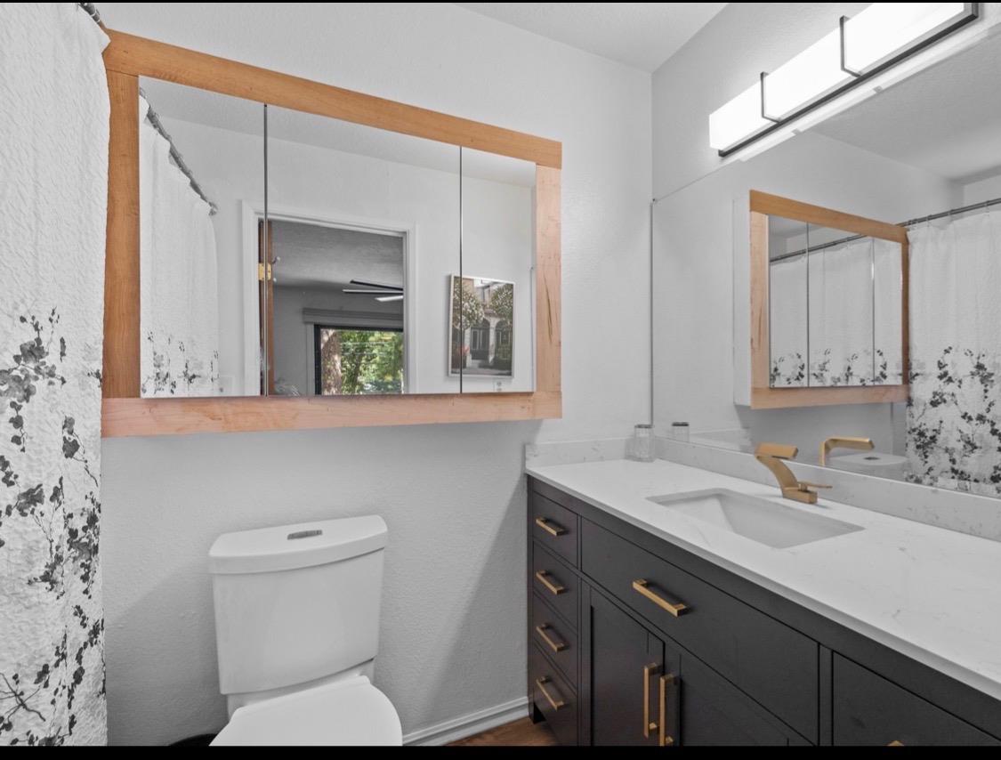 Detail Gallery Image 9 of 22 For 19271 Pine Mountain Dr, Groveland,  CA 95321 - 3 Beds | 2 Baths