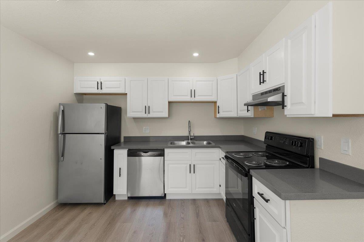 Detail Gallery Image 9 of 20 For 8275 Westwood Dr, Gilroy,  CA 95020 - – Beds | – Baths