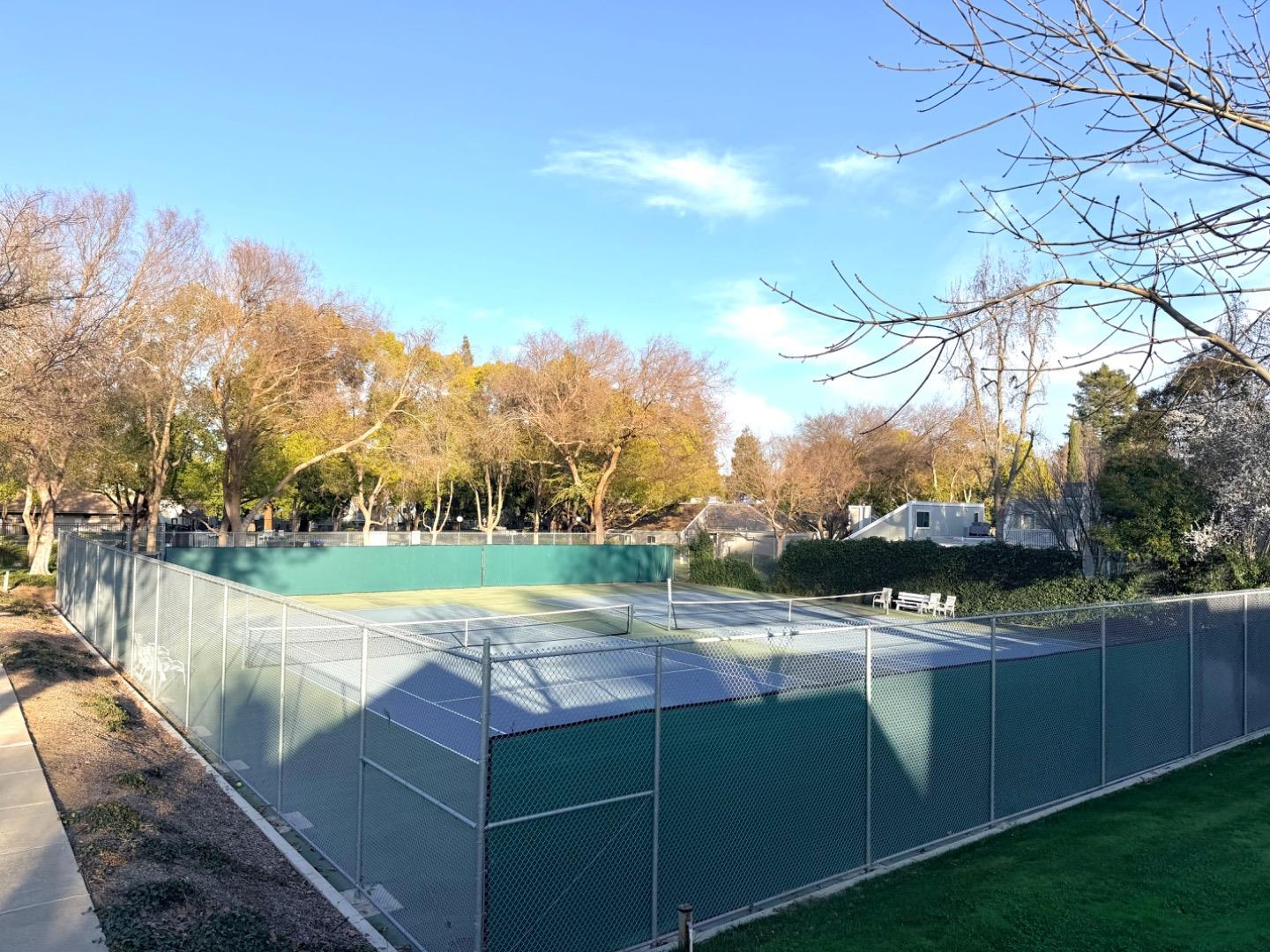 Detail Gallery Image 4 of 31 For 7518 Rosedale Ct, Pleasanton,  CA 94588 - 3 Beds | 2 Baths