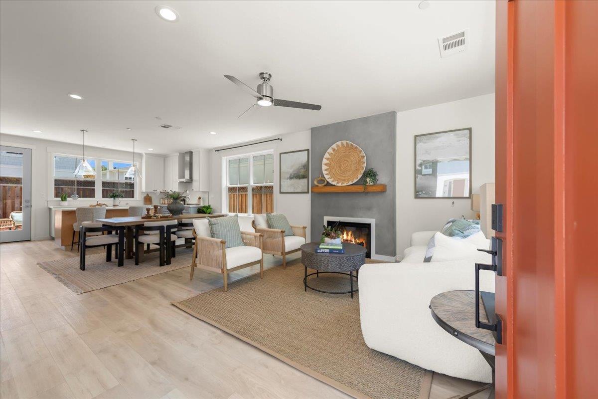 Detail Gallery Image 2 of 43 For 103 Staggi Ln, Soquel,  CA 95073 - 3 Beds | 2/1 Baths