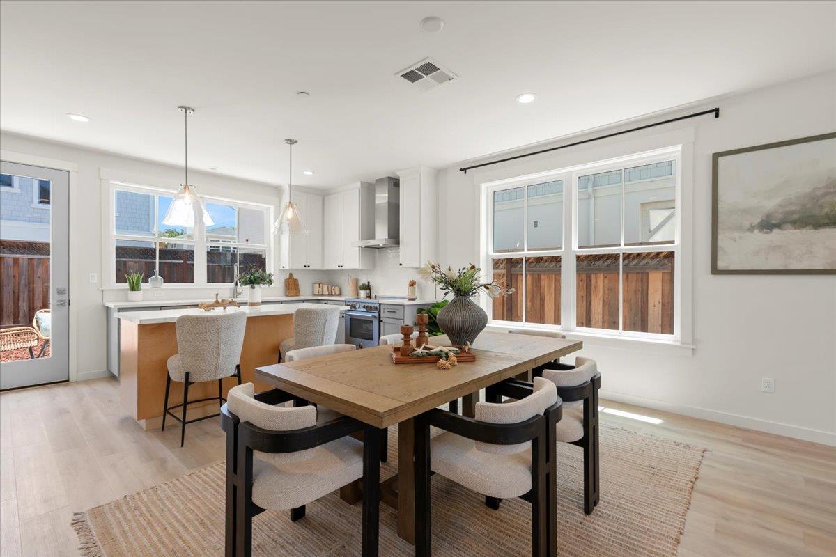 Detail Gallery Image 8 of 43 For 103 Staggi Ln, Soquel,  CA 95073 - 3 Beds | 2/1 Baths