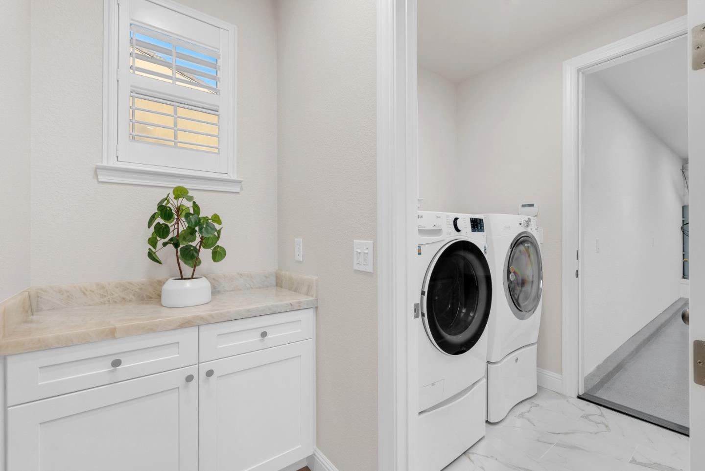 Detail Gallery Image 29 of 43 For 1680 Espana Way, Morgan Hill,  CA 95037 - 4 Beds | 3 Baths