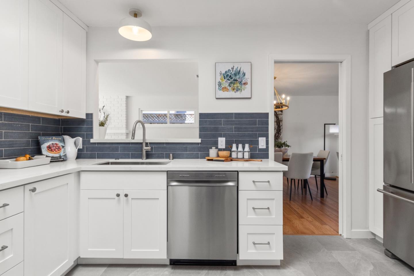 Detail Gallery Image 17 of 33 For 41 Maple Way, San Carlos,  CA 94070 - 3 Beds | 2 Baths