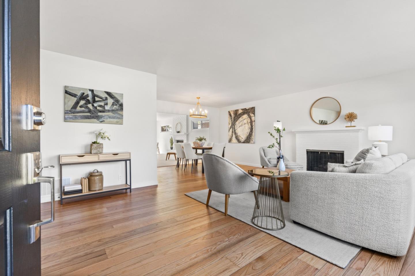 Detail Gallery Image 3 of 33 For 41 Maple Way, San Carlos,  CA 94070 - 3 Beds | 2 Baths