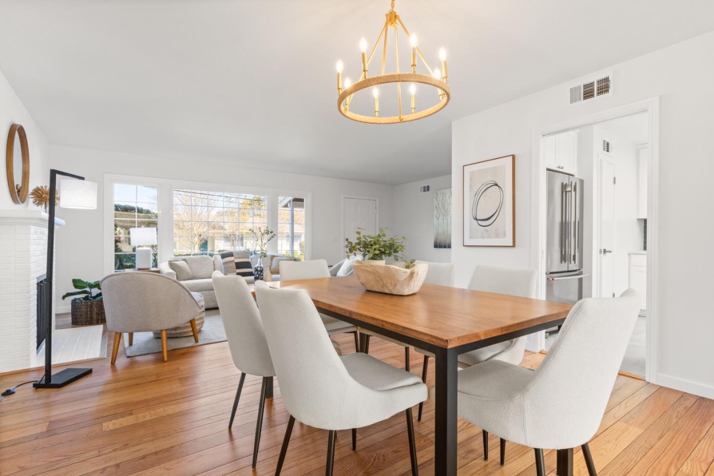 Detail Gallery Image 8 of 33 For 41 Maple Way, San Carlos,  CA 94070 - 3 Beds | 2 Baths