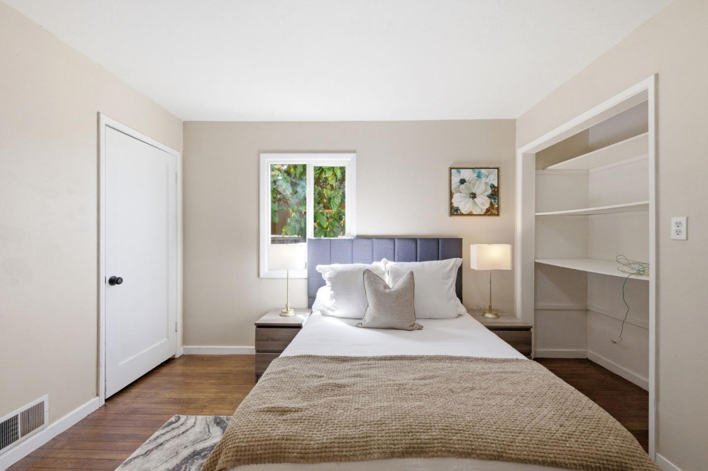 Detail Gallery Image 30 of 68 For 1537 Cypress Ave, San Mateo,  CA 94401 - 4 Beds | 2 Baths