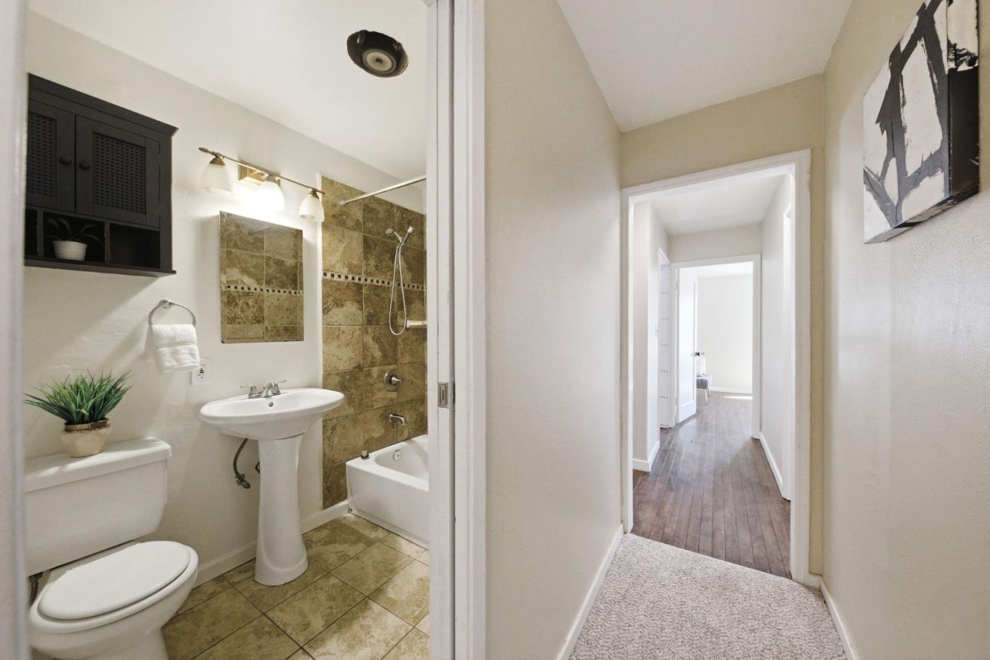 Detail Gallery Image 35 of 68 For 1537 Cypress Ave, San Mateo,  CA 94401 - 4 Beds | 2 Baths