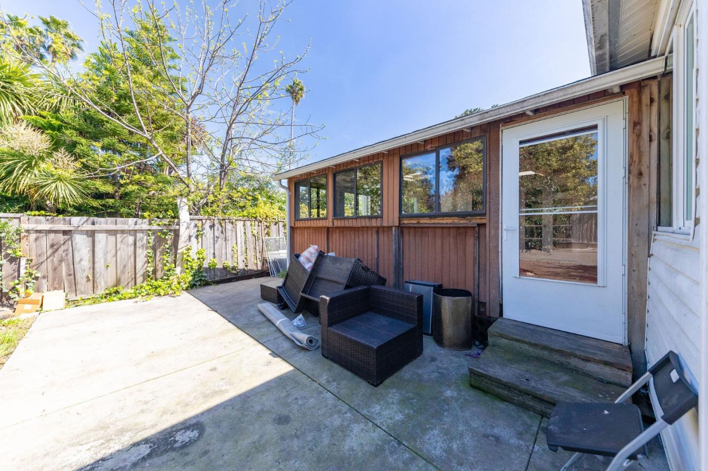 Detail Gallery Image 55 of 68 For 1537 Cypress Ave, San Mateo,  CA 94401 - 4 Beds | 2 Baths