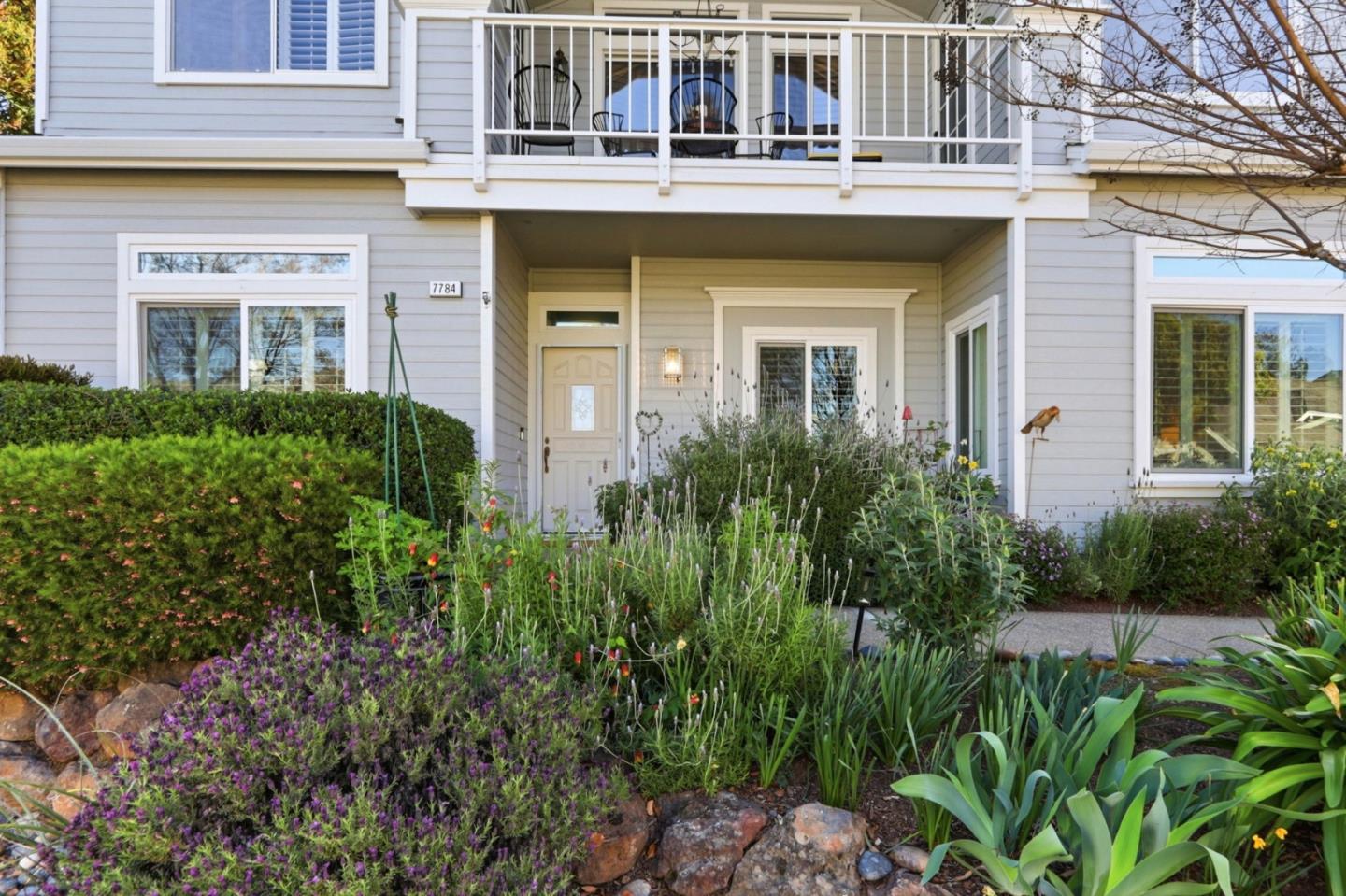 Detail Gallery Image 3 of 58 For 7784 Beltane Dr, San Jose,  CA 95135 - 2 Beds | 2 Baths