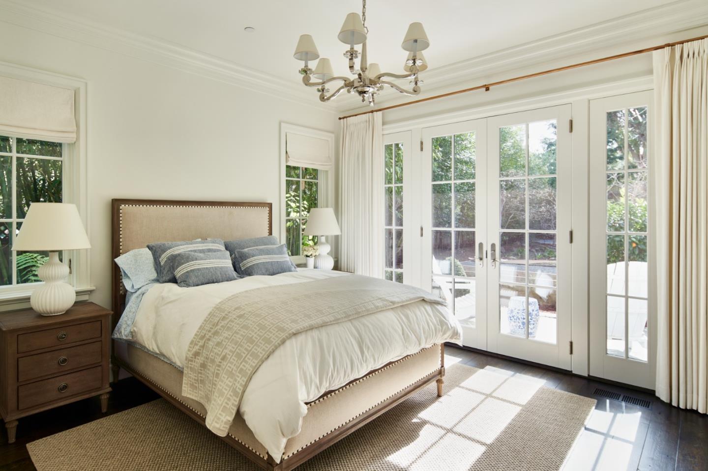 Detail Gallery Image 14 of 50 For 420 Magdalena Ave, Los Altos Hills,  CA 94024 - 4 Beds | 4/1 Baths