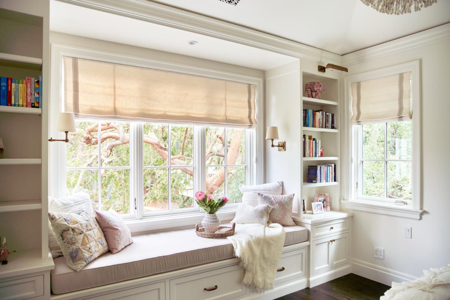 Detail Gallery Image 39 of 50 For 420 Magdalena Ave, Los Altos Hills,  CA 94024 - 4 Beds | 4/1 Baths