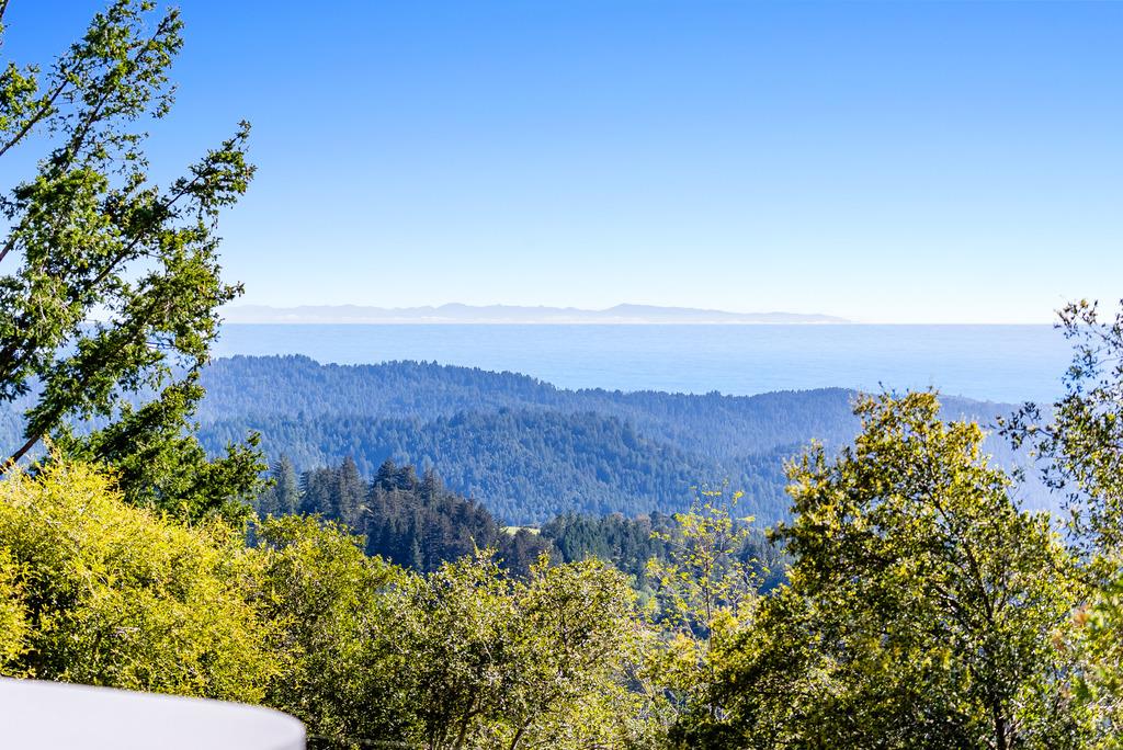 Detail Gallery Image 18 of 94 For 25220 Quail Ridge Rd, Los Gatos,  CA 95033 - 5 Beds | 3/1 Baths