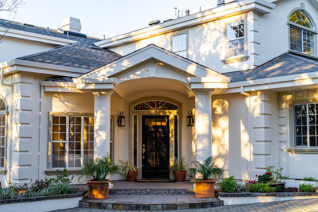 Detail Gallery Image 6 of 94 For 25220 Quail Ridge Rd, Los Gatos,  CA 95033 - 5 Beds | 3/1 Baths