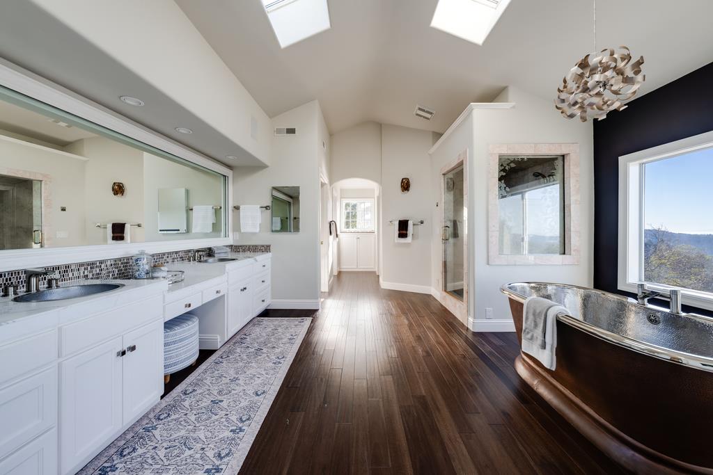 Detail Gallery Image 63 of 94 For 25220 Quail Ridge Rd, Los Gatos,  CA 95033 - 5 Beds | 3/1 Baths