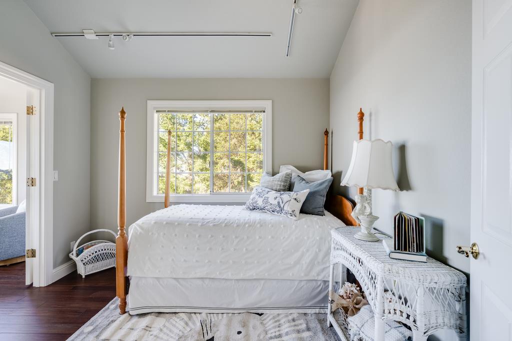 Detail Gallery Image 70 of 94 For 25220 Quail Ridge Rd, Los Gatos,  CA 95033 - 5 Beds | 3/1 Baths