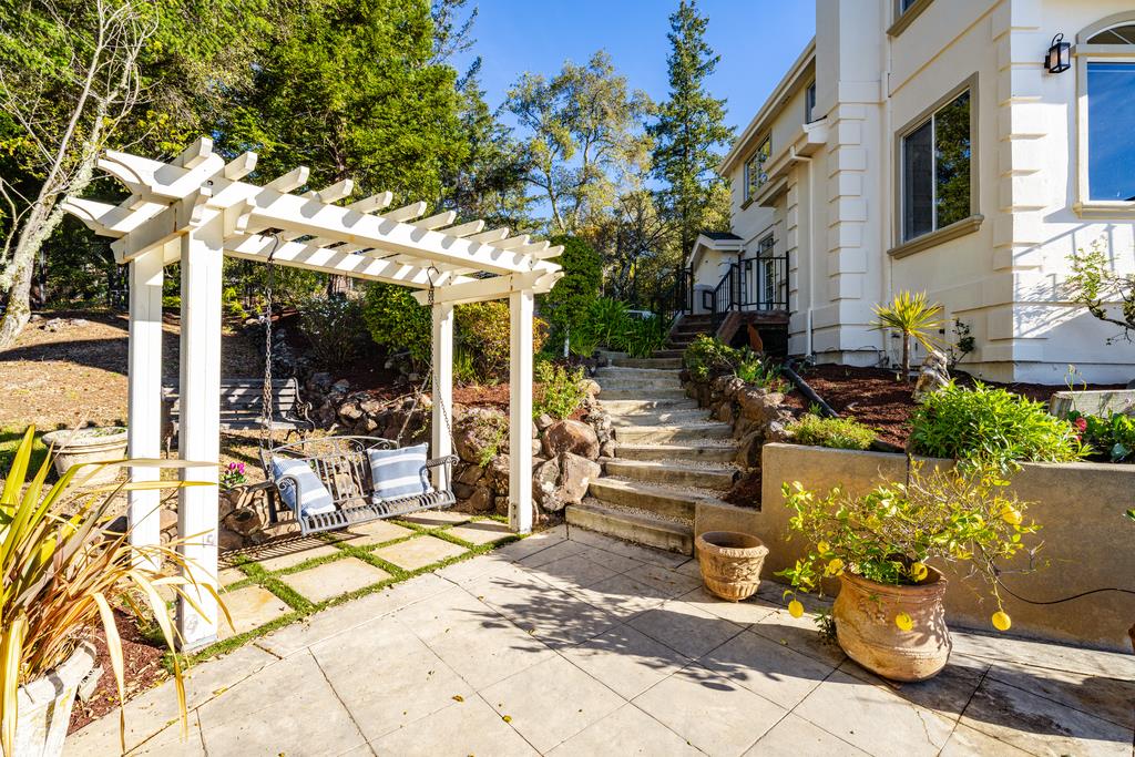 Detail Gallery Image 88 of 94 For 25220 Quail Ridge Rd, Los Gatos,  CA 95033 - 5 Beds | 3/1 Baths