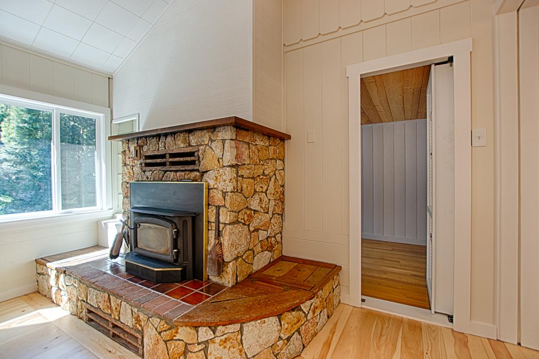 Detail Gallery Image 13 of 29 For 16 Mound Ave, Mount Hermon,  CA 95041 - 4 Beds | 2 Baths