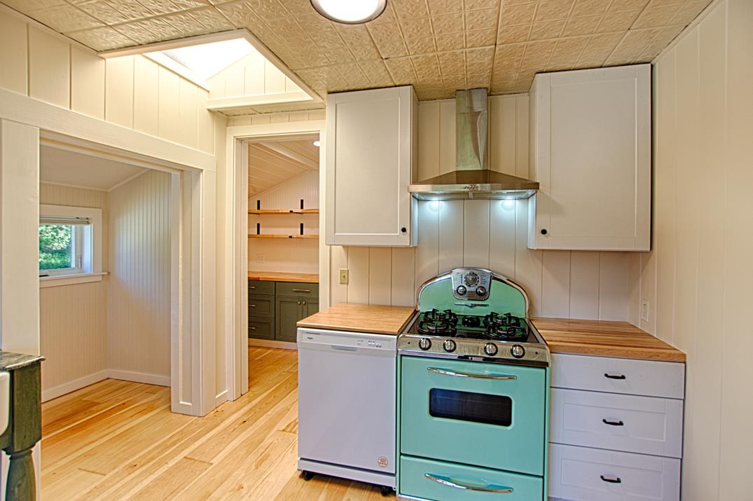 Detail Gallery Image 6 of 29 For 16 Mound Ave, Mount Hermon,  CA 95041 - 4 Beds | 2 Baths