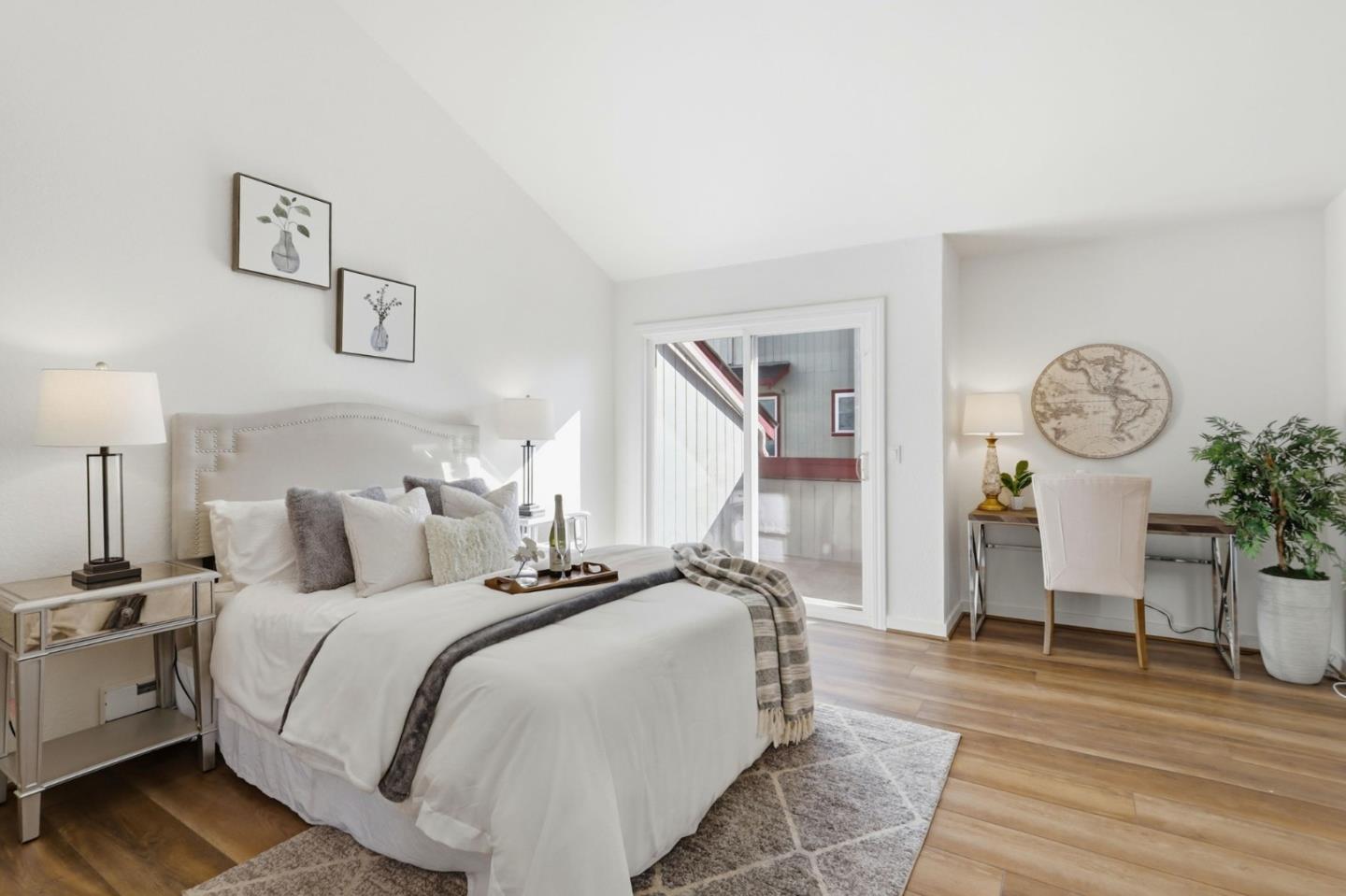 Detail Gallery Image 27 of 41 For 710 Winstead Ct, Sunnyvale,  CA 94087 - 2 Beds | 2/1 Baths