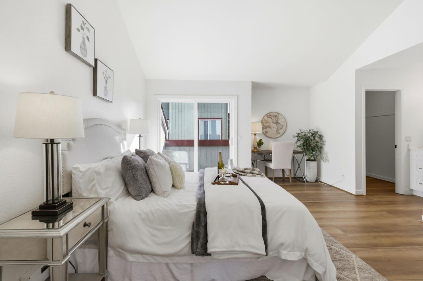 Detail Gallery Image 28 of 41 For 710 Winstead Ct, Sunnyvale,  CA 94087 - 2 Beds | 2/1 Baths