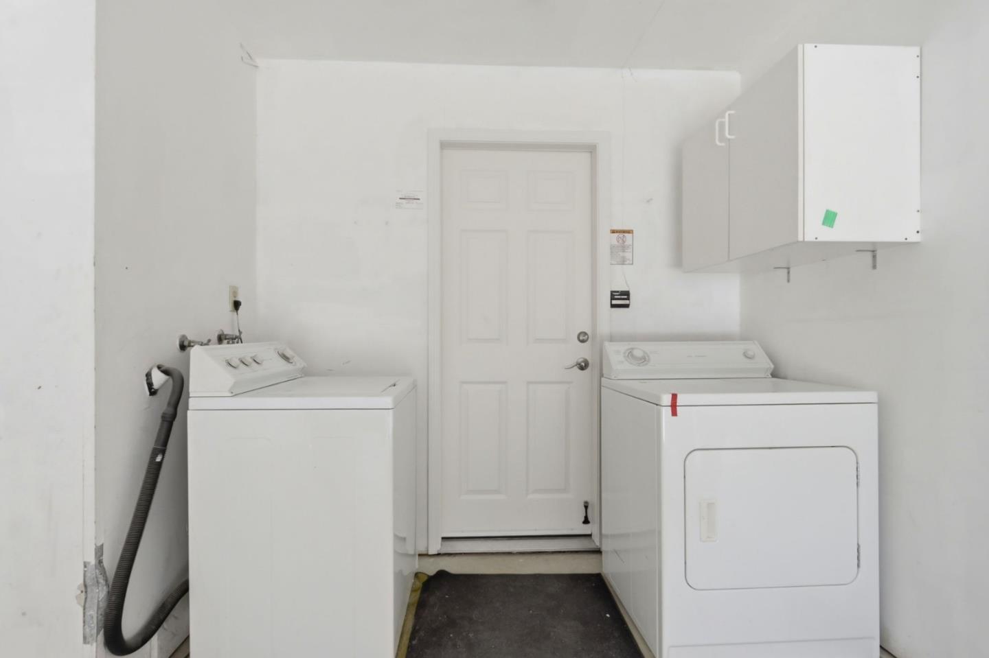 Detail Gallery Image 34 of 41 For 710 Winstead Ct, Sunnyvale,  CA 94087 - 2 Beds | 2/1 Baths