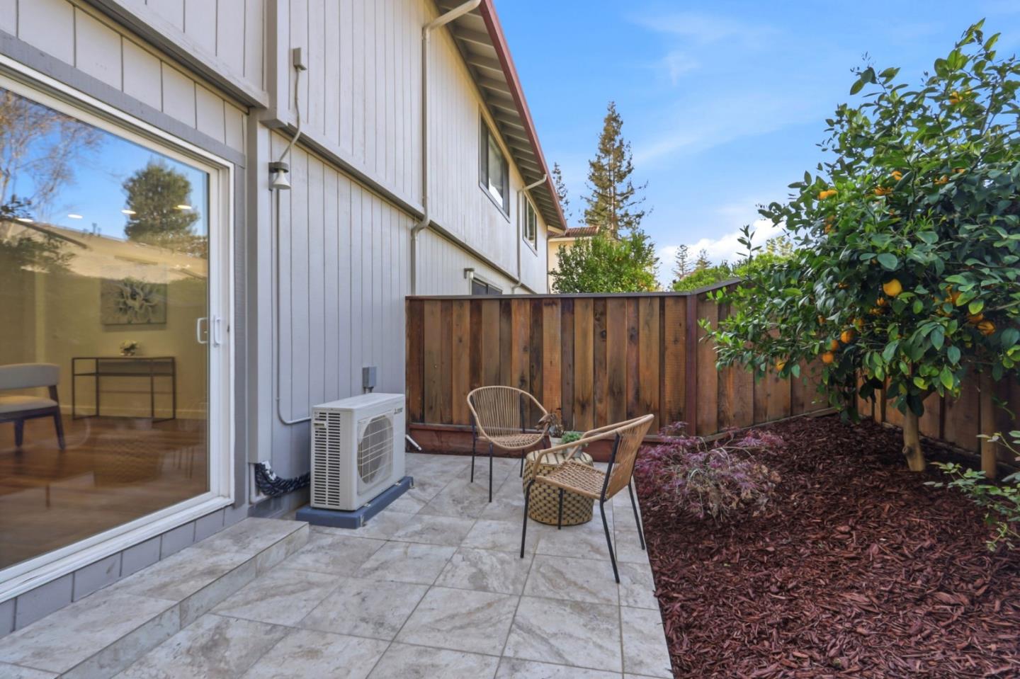 Detail Gallery Image 38 of 41 For 710 Winstead Ct, Sunnyvale,  CA 94087 - 2 Beds | 2/1 Baths