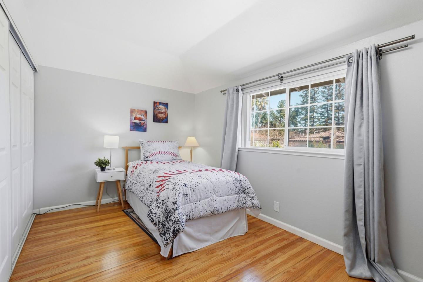 Detail Gallery Image 18 of 36 For 1780 Lark Ln, Sunnyvale,  CA 94087 - 4 Beds | 2 Baths