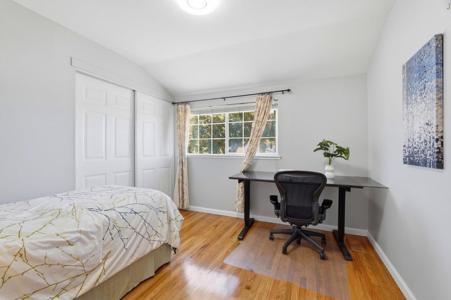 Detail Gallery Image 24 of 36 For 1780 Lark Ln, Sunnyvale,  CA 94087 - 4 Beds | 2 Baths