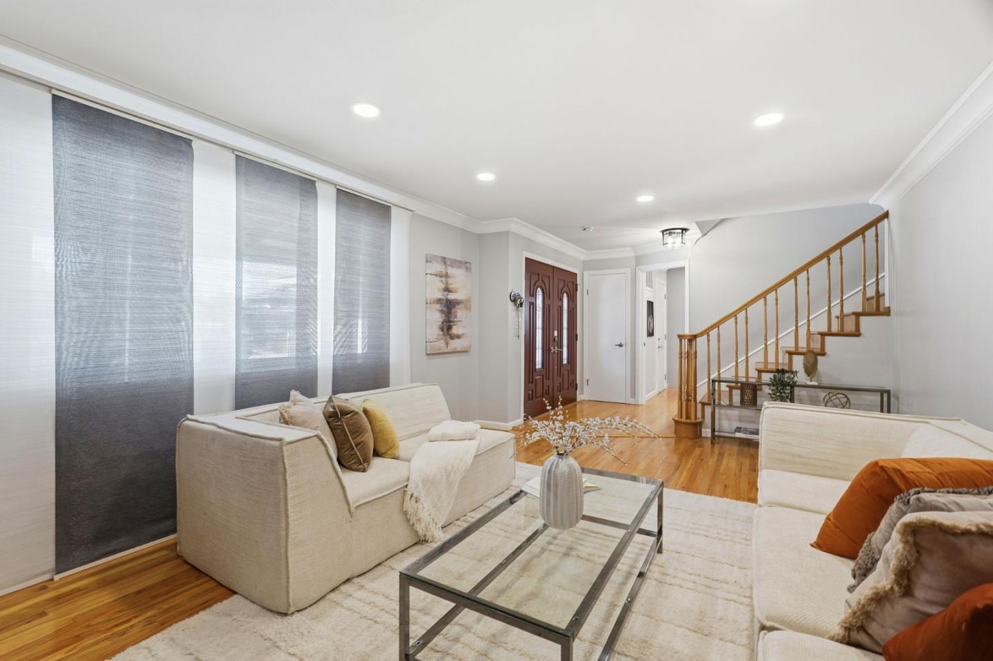 Detail Gallery Image 5 of 36 For 1780 Lark Ln, Sunnyvale,  CA 94087 - 4 Beds | 2 Baths