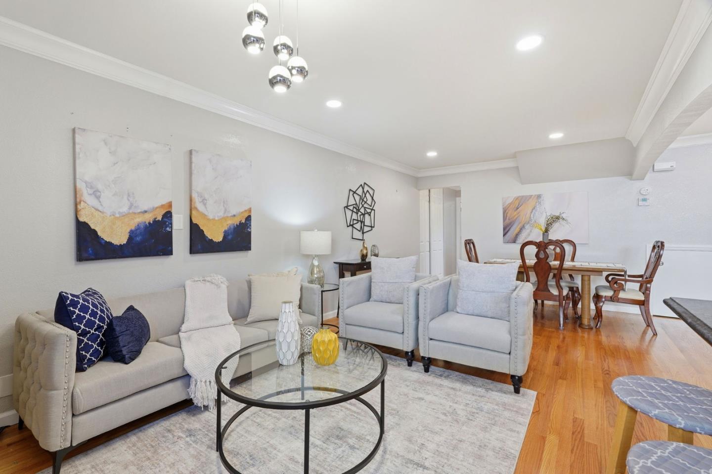 Detail Gallery Image 7 of 36 For 1780 Lark Ln, Sunnyvale,  CA 94087 - 4 Beds | 2 Baths