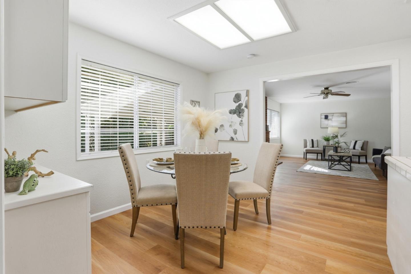 Detail Gallery Image 14 of 40 For 908 Redbird Dr, San Jose,  CA 95125 - 4 Beds | 2 Baths