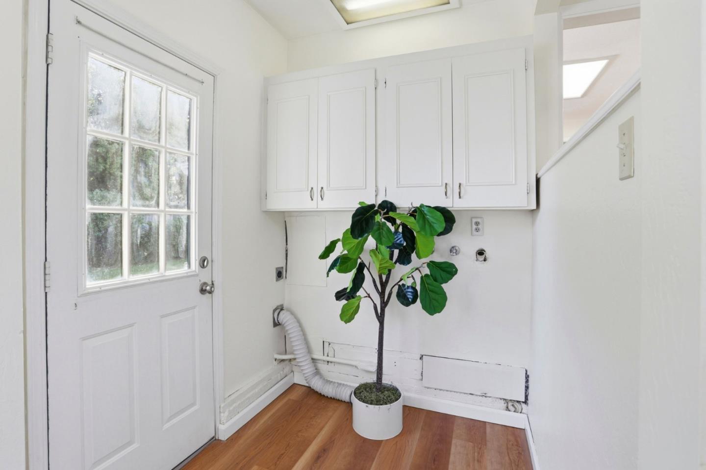 Detail Gallery Image 18 of 40 For 908 Redbird Dr, San Jose,  CA 95125 - 4 Beds | 2 Baths