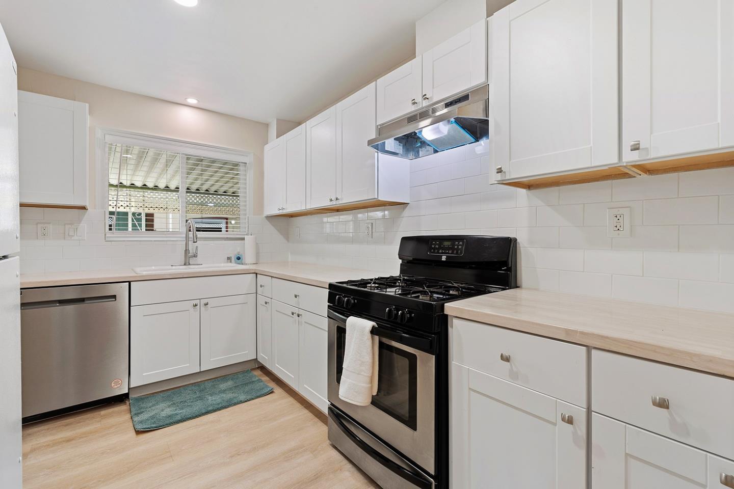 Detail Gallery Image 18 of 51 For 2395 Delaware Avenue #126,  Santa Cruz,  CA 95060 - 3 Beds | 2 Baths
