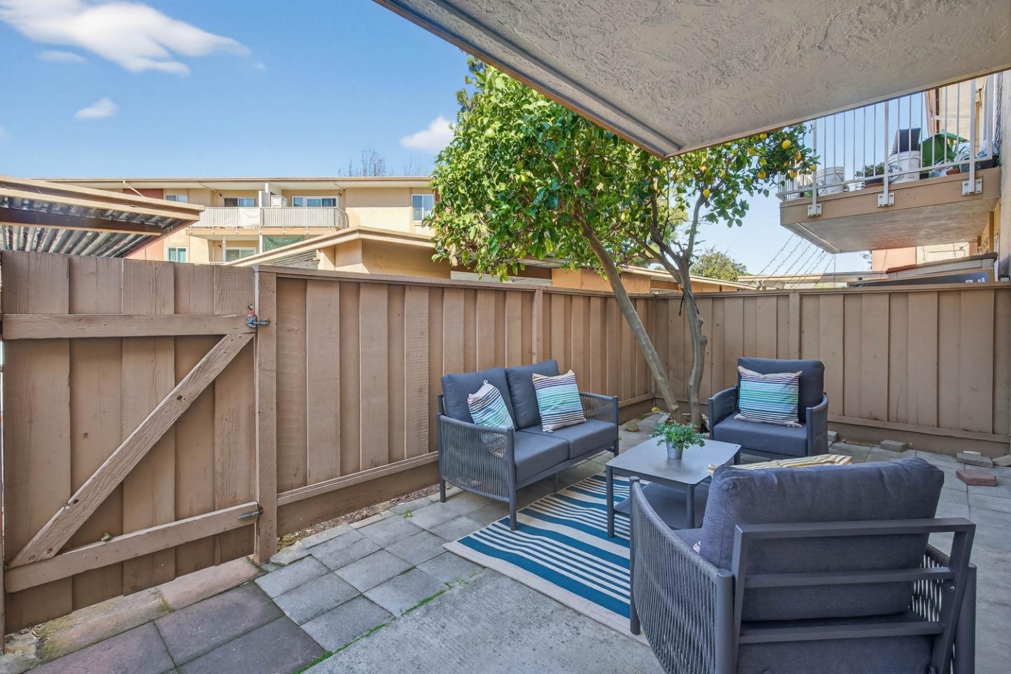 Detail Gallery Image 17 of 25 For 2755 Country Dr #136,  Fremont,  CA 94536 - 2 Beds | 1 Baths