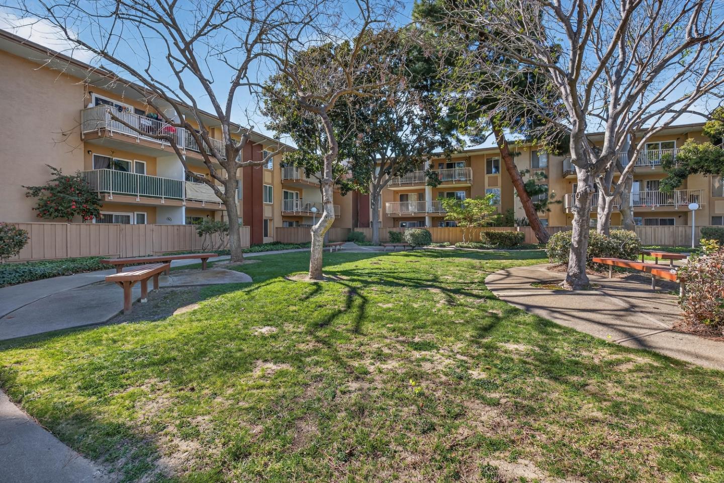 Detail Gallery Image 20 of 25 For 2755 Country Dr #136,  Fremont,  CA 94536 - 2 Beds | 1 Baths