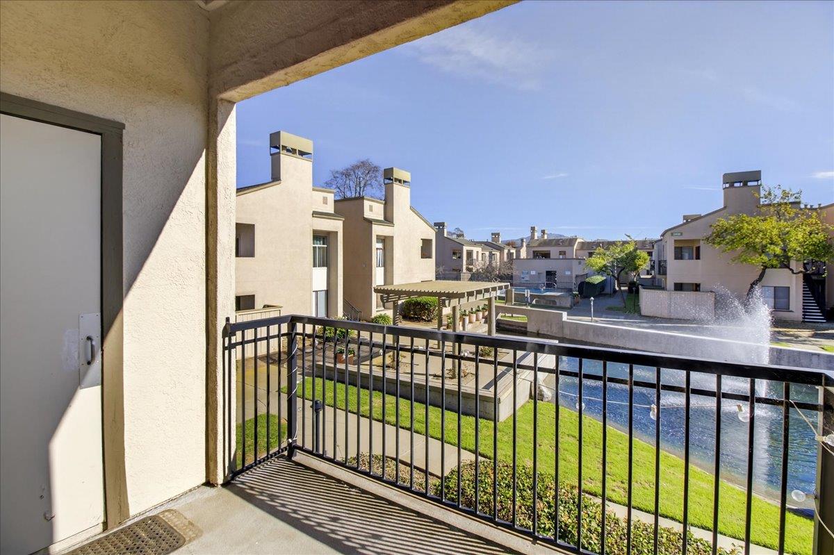 Detail Gallery Image 23 of 35 For 2400 N Main St #F,  Salinas,  CA 93906 - 1 Beds | 1 Baths