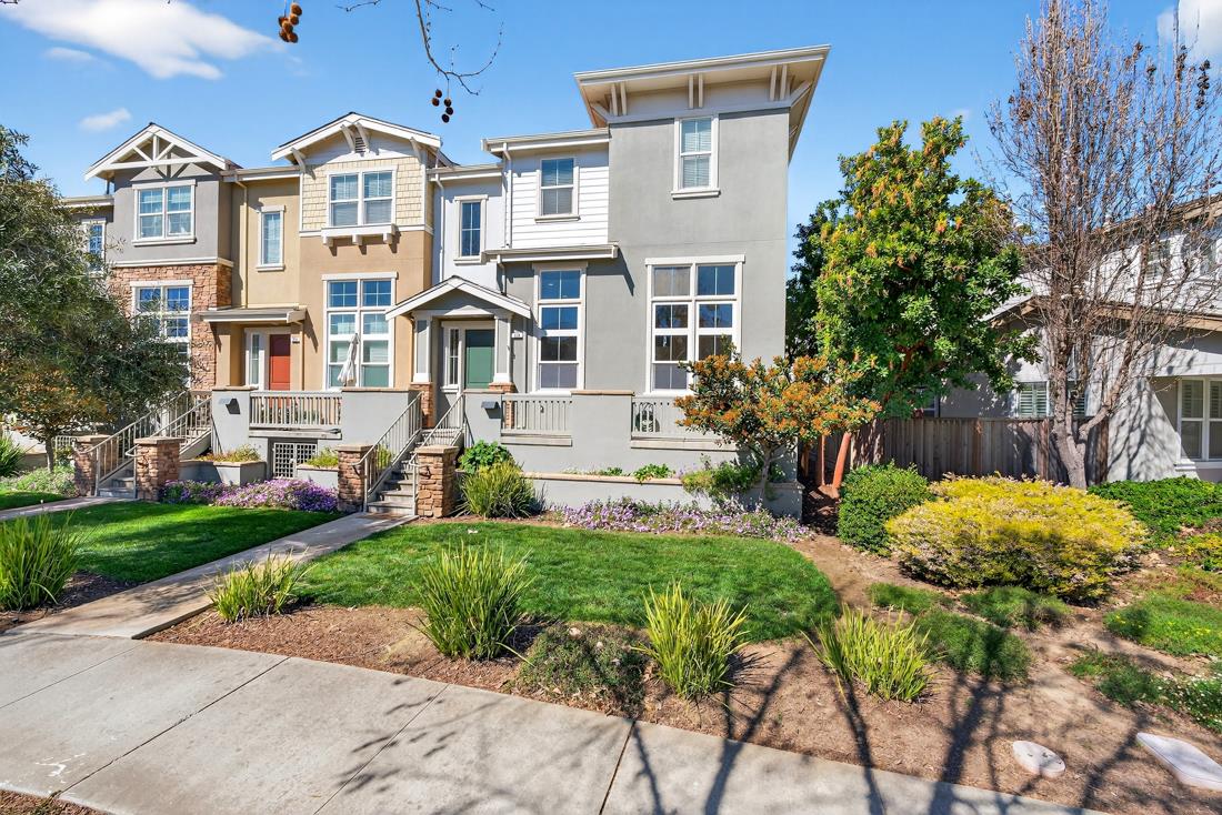 Detail Gallery Image 2 of 52 For 239 Jarvis, Morgan Hill,  CA 95037 - 3 Beds | 2/1 Baths