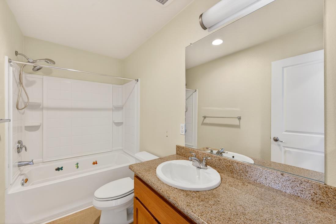 Detail Gallery Image 30 of 52 For 239 Jarvis, Morgan Hill,  CA 95037 - 3 Beds | 2/1 Baths