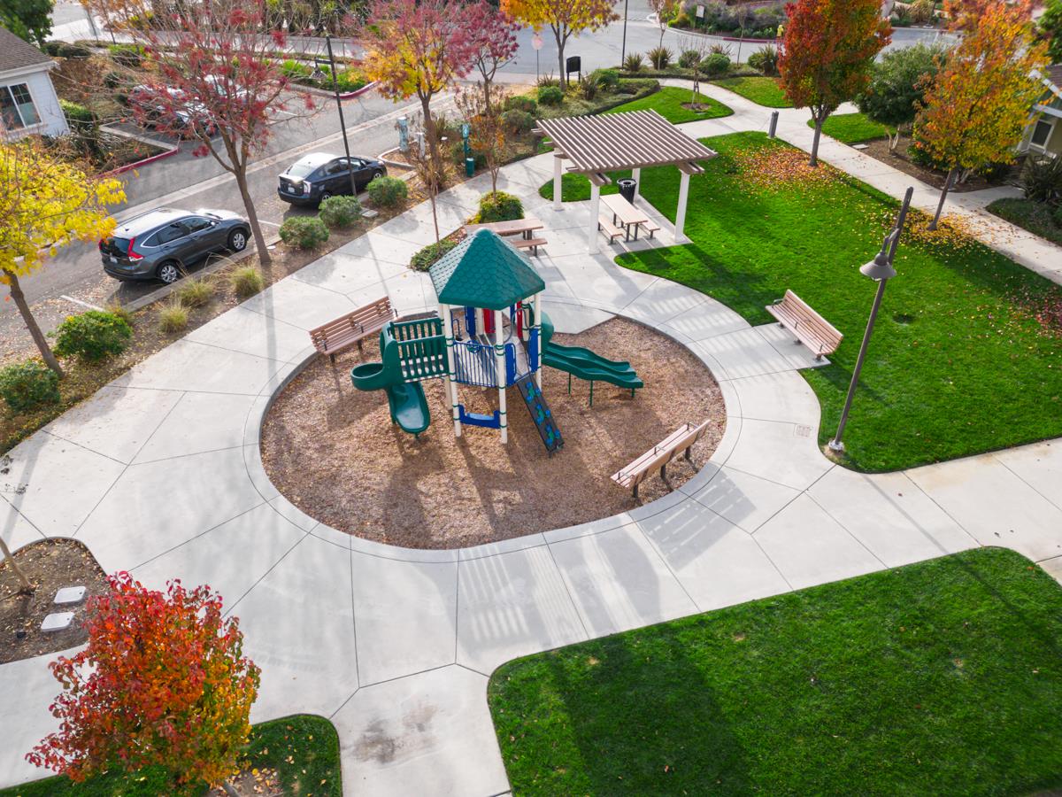 Detail Gallery Image 47 of 52 For 239 Jarvis, Morgan Hill,  CA 95037 - 3 Beds | 2/1 Baths