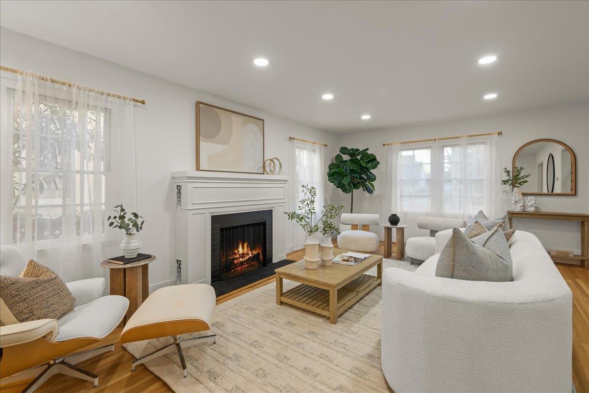 Detail Gallery Image 10 of 60 For 1432 Mercer Ave, San Jose,  CA 95125 - 4 Beds | 3 Baths