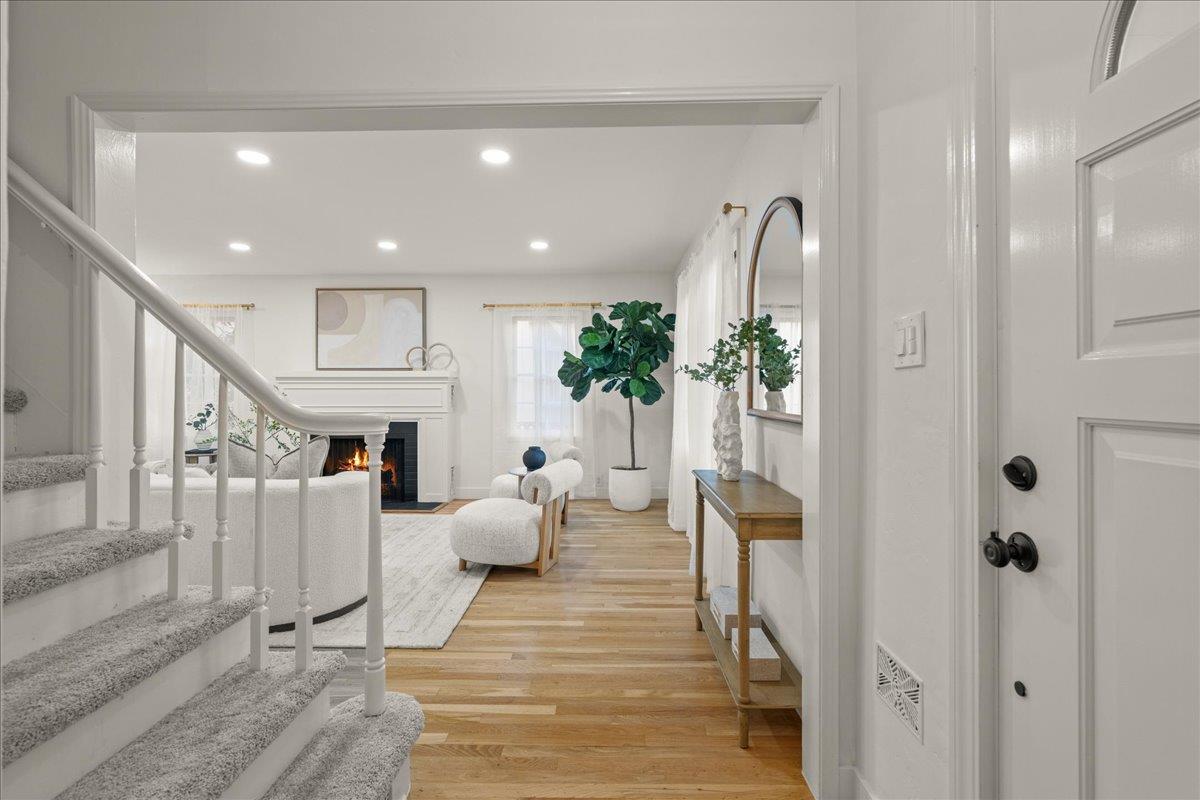 Detail Gallery Image 8 of 60 For 1432 Mercer Ave, San Jose,  CA 95125 - 4 Beds | 3 Baths