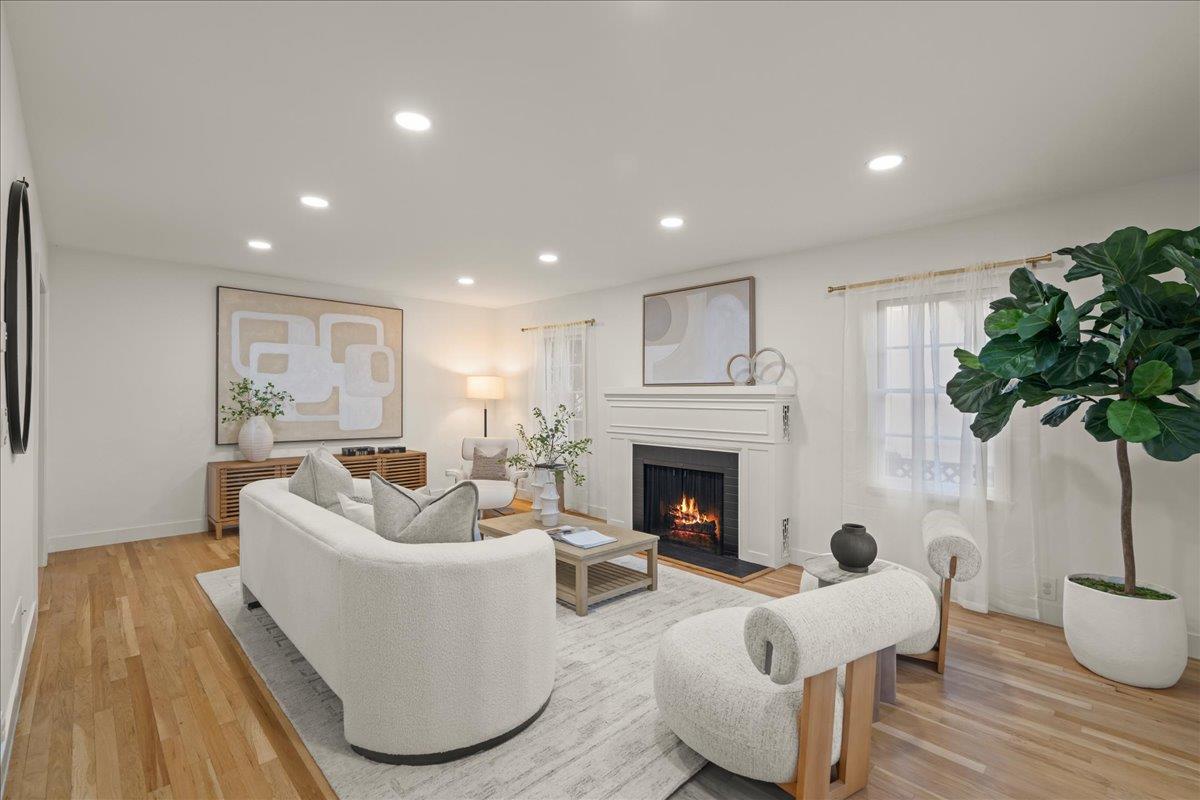 Detail Gallery Image 9 of 60 For 1432 Mercer Ave, San Jose,  CA 95125 - 4 Beds | 3 Baths