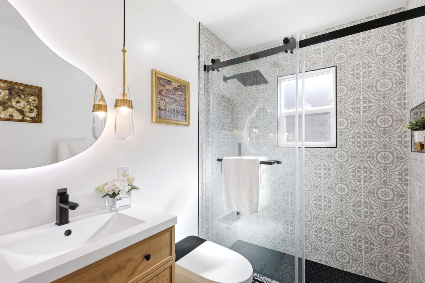 Detail Gallery Image 22 of 49 For 531 Bay Rd, Menlo Park,  CA 94025 - 3 Beds | 3 Baths