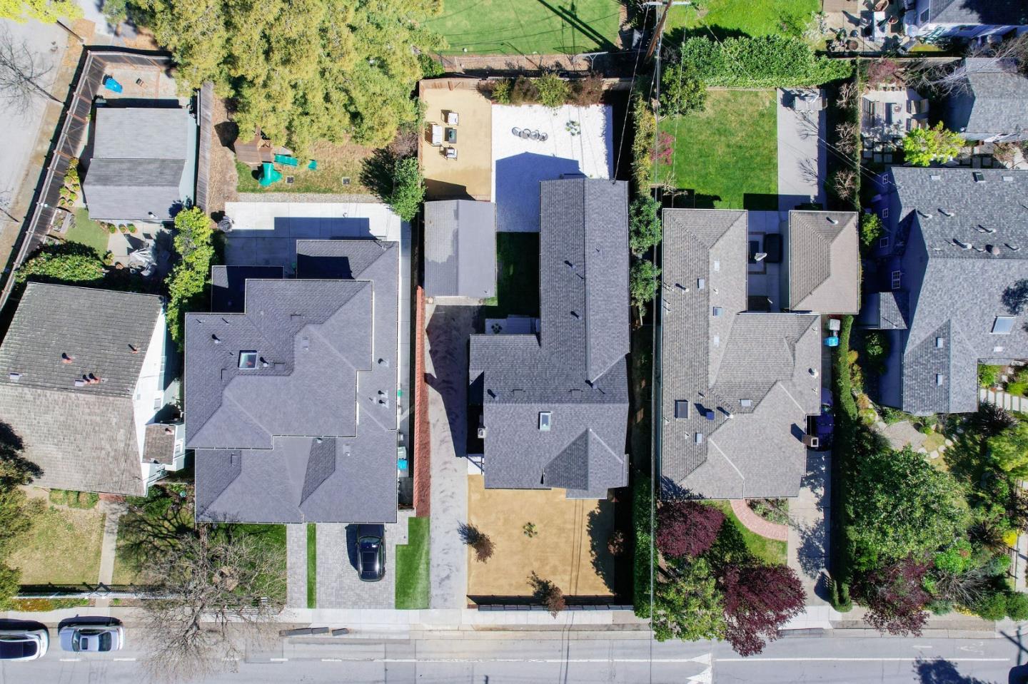 Detail Gallery Image 48 of 49 For 531 Bay Rd, Menlo Park,  CA 94025 - 3 Beds | 3 Baths