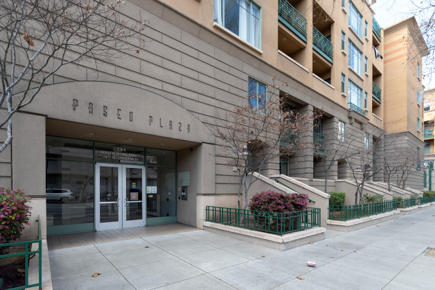 Front Image Thumbnail for ML82038437