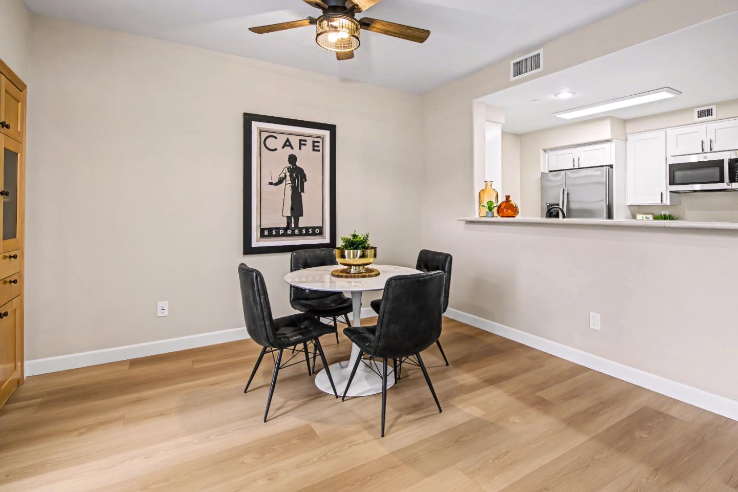Detail Gallery Image 11 of 48 For 145 S 4th St, San Jose,  CA 95112 - 2 Beds | 2/1 Baths