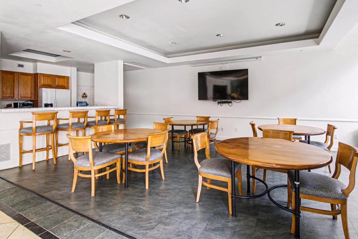 Detail Gallery Image 41 of 48 For 145 S 4th St, San Jose,  CA 95112 - 2 Beds | 2/1 Baths