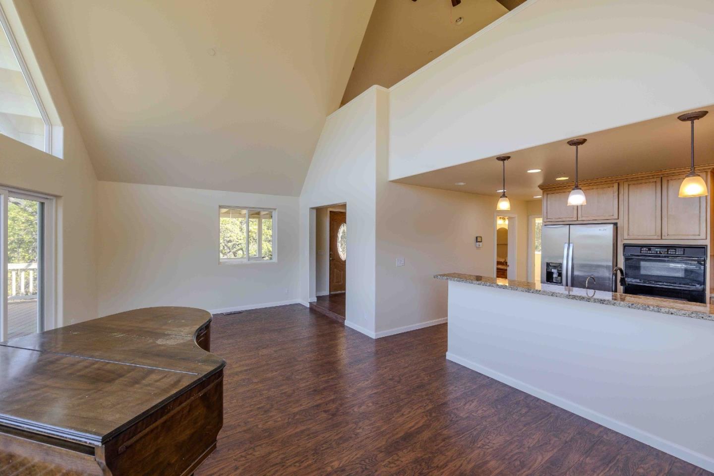 Detail Gallery Image 13 of 44 For 20510 Cachagua Rd, Carmel Valley,  CA 93924 - 3 Beds | 2 Baths