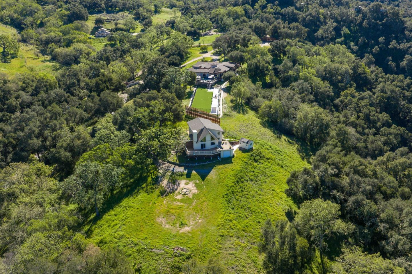Detail Gallery Image 31 of 44 For 20510 Cachagua Rd, Carmel Valley,  CA 93924 - 3 Beds | 2 Baths