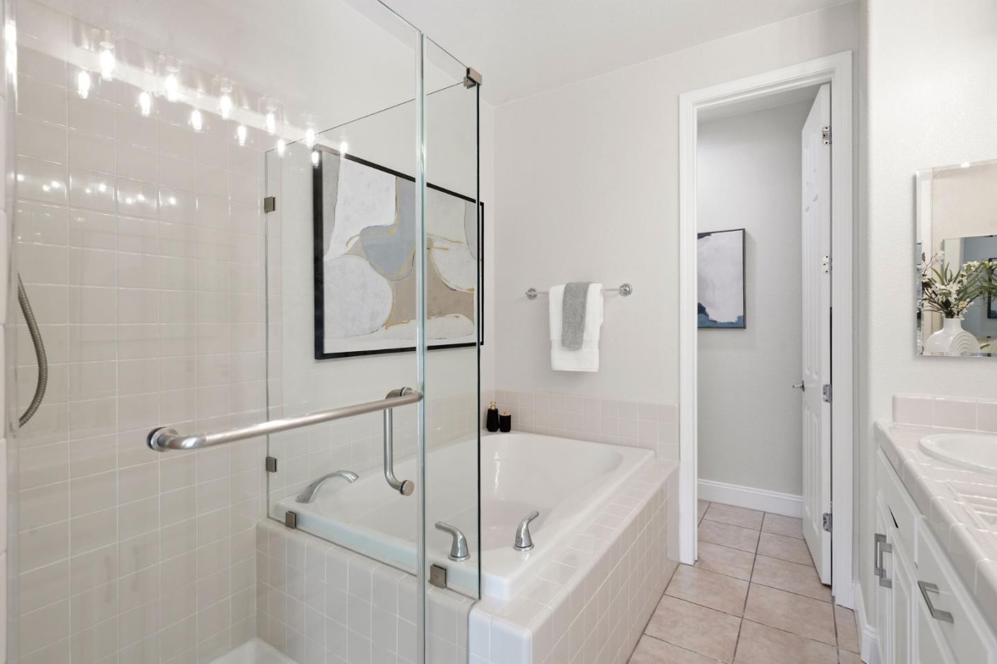 Detail Gallery Image 17 of 26 For 5050 Ruffino Ter, San Jose,  CA 95129 - 3 Beds | 2/1 Baths